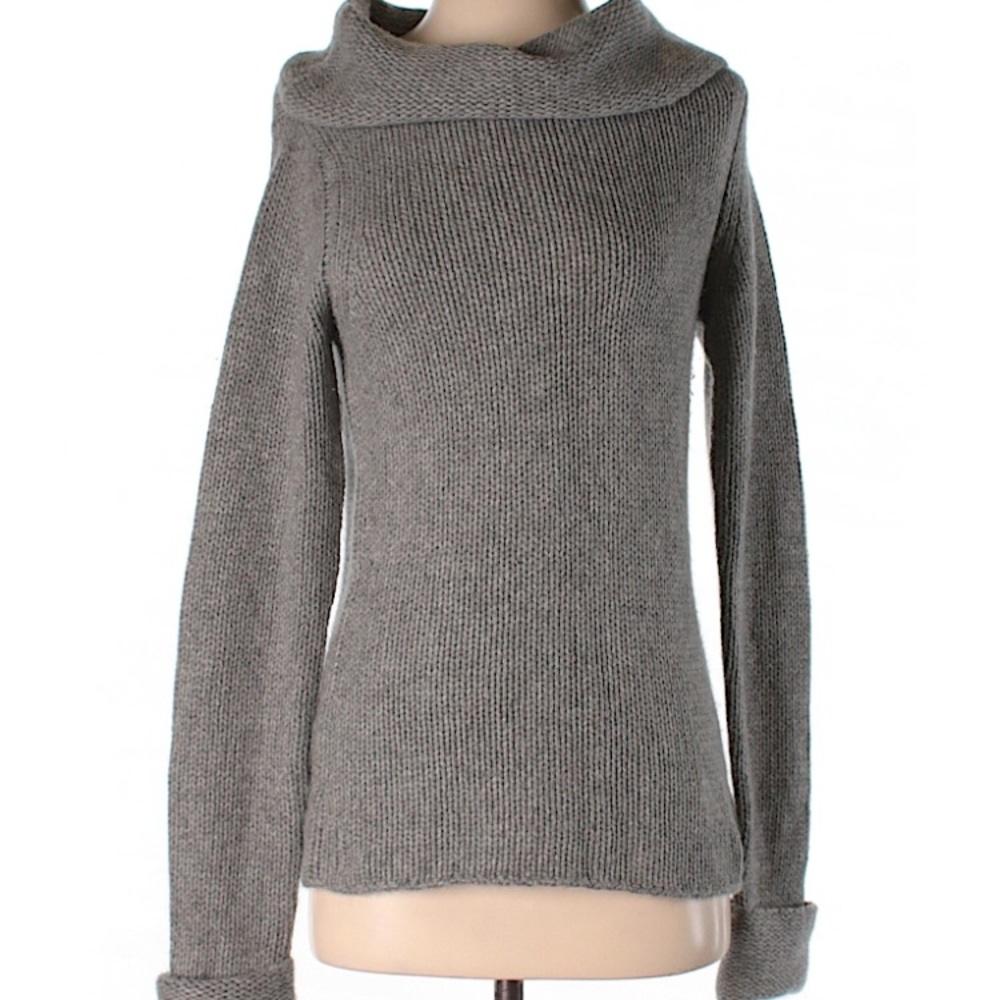 Adrienne Vittadini 100% cashmere cowl neck sweater